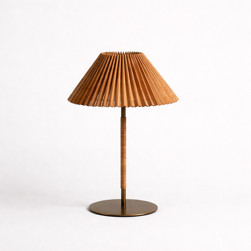 Lampe de table avec base naturelle et design épuré