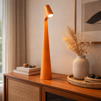 Draadloze Scandinavische LED Tafellamp Met Minimalistisch Ontwerp