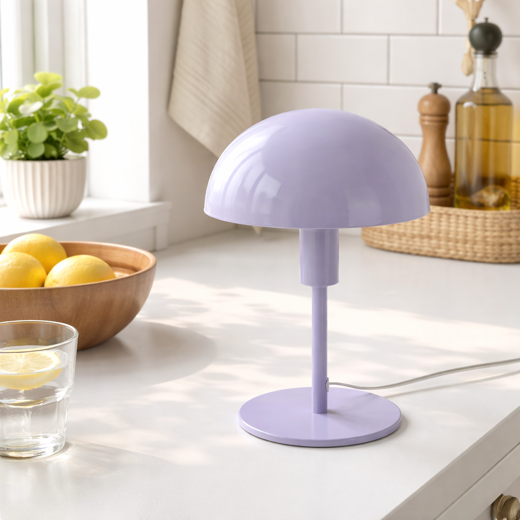 Compacte Tafellamp Met Ronde Kap En Moderne Vorm